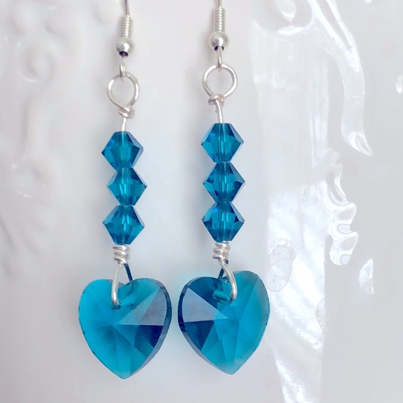New Sparkling Crystal Glass Dangling Drop Teal Blue Heart Handmade Gift Earrings - Picture 1 of 5